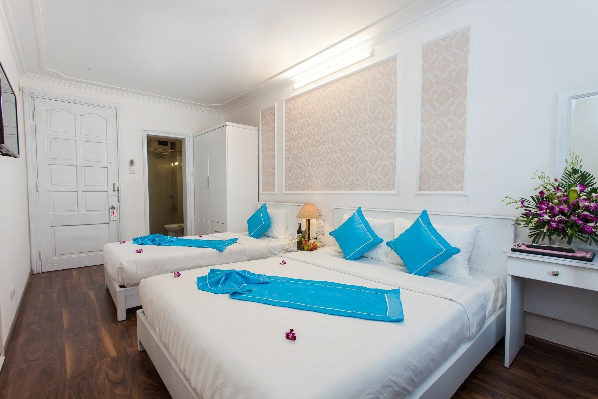 Hanoi Buddy Inn & Travel Exterior photo
